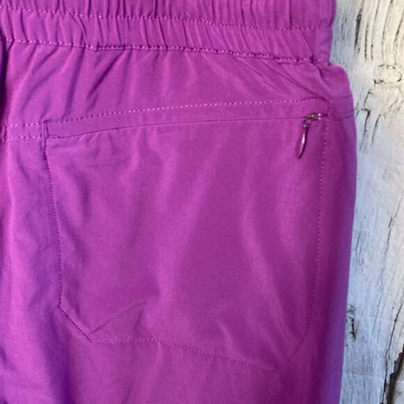 Duluth Trading Company Ultralite Performance Skort Activewear Purple M   211 - Picture 7 of 8